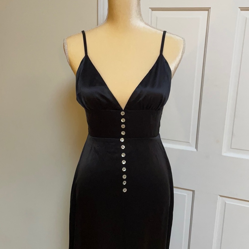 ✨HOST PICK✨Reformation Abbey Dress - Picture 4 of 8
